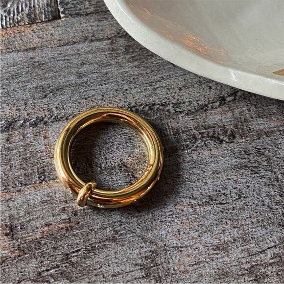 NEW Simple Round Gold & Rhinestone Ring - Picture 5 of 11